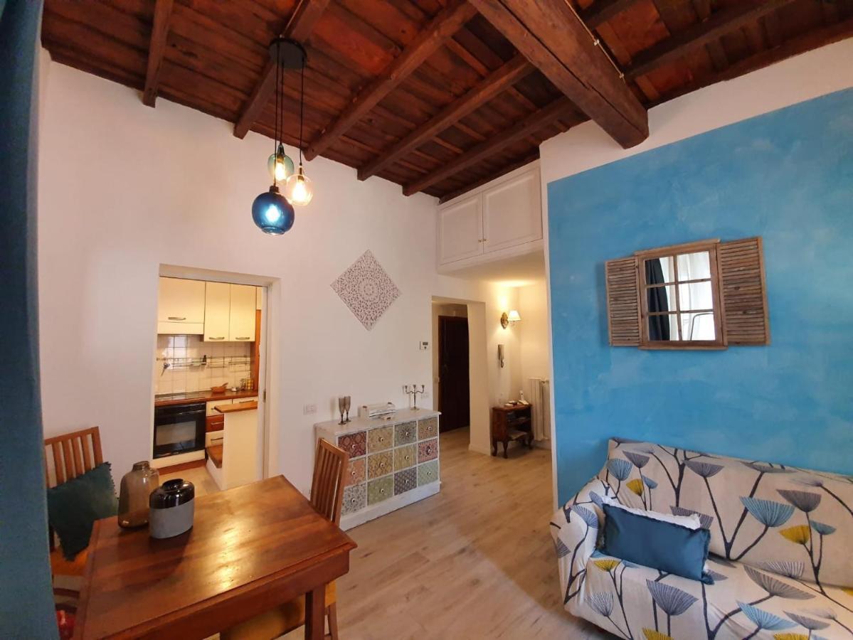 Alice's Corner At Borgo * Roma